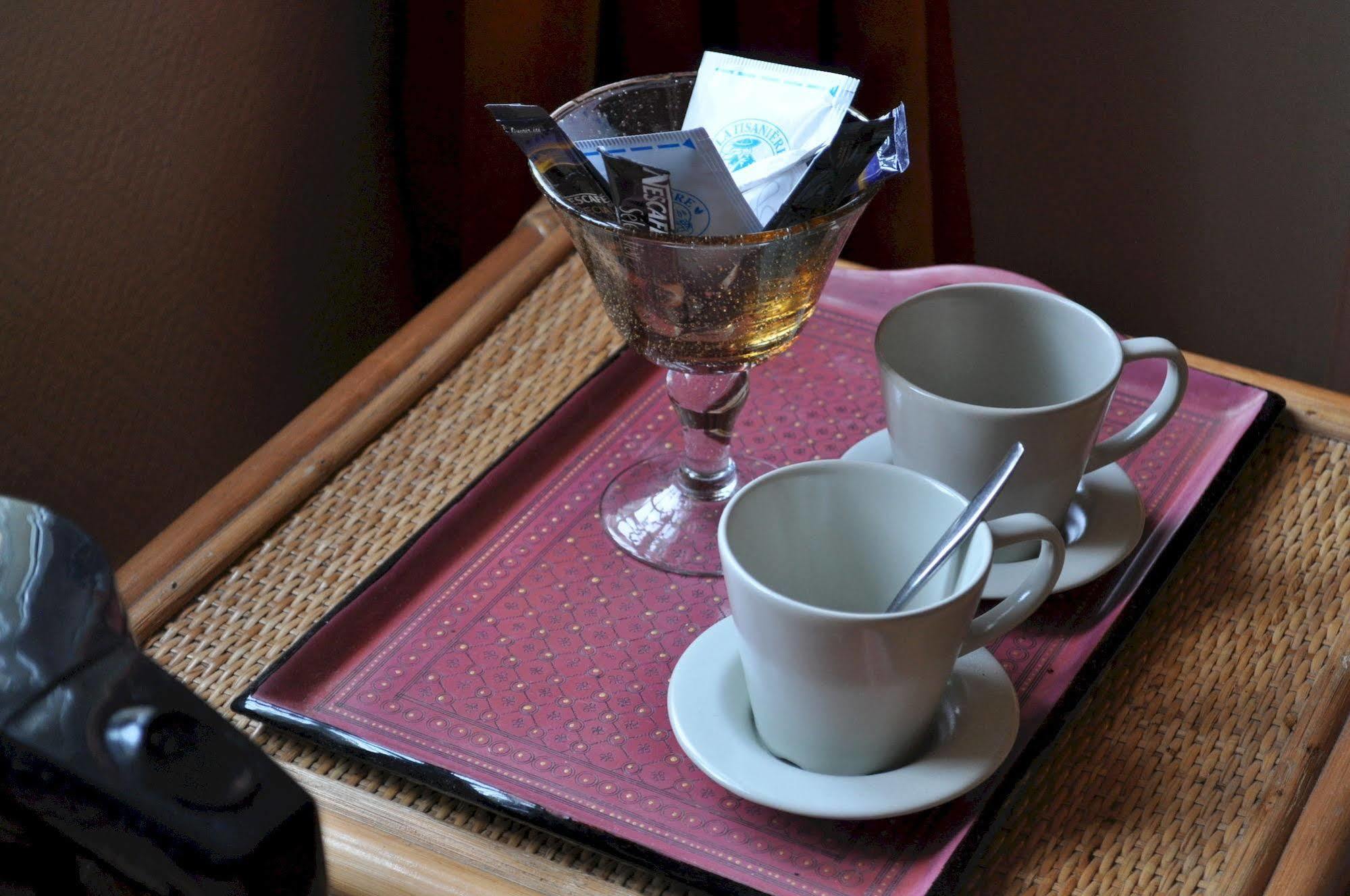 Le Chateau Des Ormes Bed & Breakfast Lambersart Eksteriør bilde